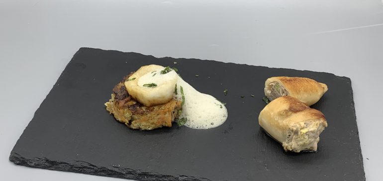 Lammrücken in Tintenfisch an Gemüse-Fleisch-Fisch-Taler (Milan und Max)
