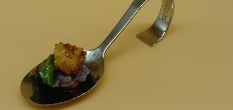 Fischstäbchen mit Spinat und Kartoffelbrei