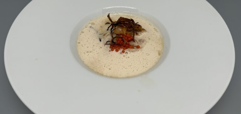 Tom Kha Gai mit Karottenkaviar